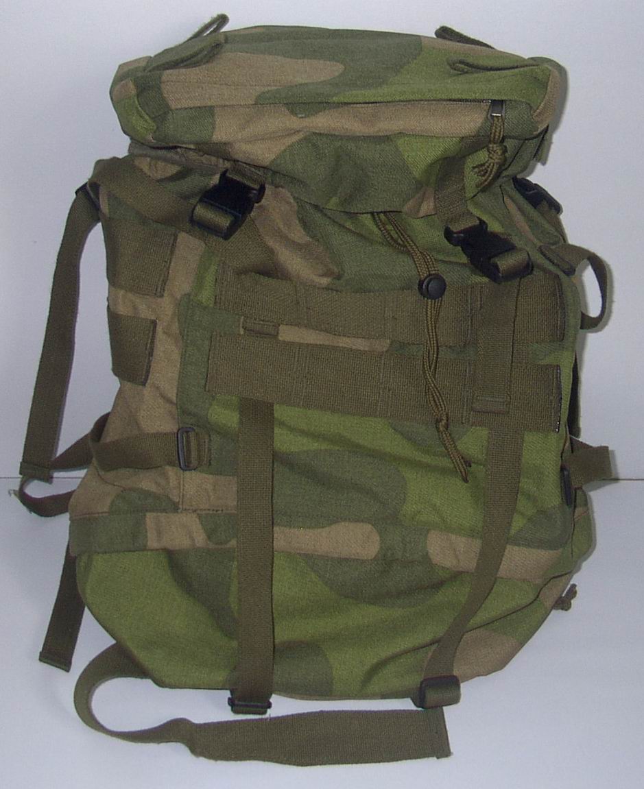 GJ-C018#迷彩登山包