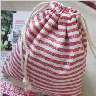  抽绳束口袋