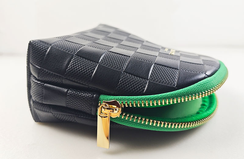 时尚棋盘格小袋